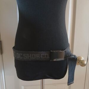 Y2K Vintage DC Shoes Distressed Black Belt Gray logo Skater Grunge Streetwear